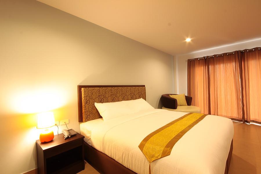 Paragon Suites Resort Jomtien Beach Buitenkant foto